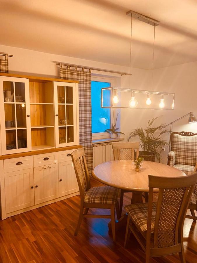 Lux Chodziez, Zwyciestwa 13 Апартаменти *